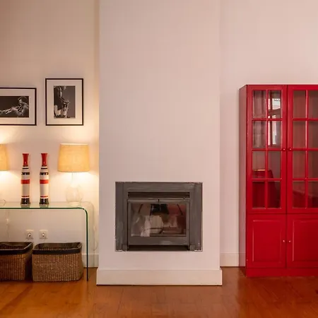 Flh Principe Real Town House شقة